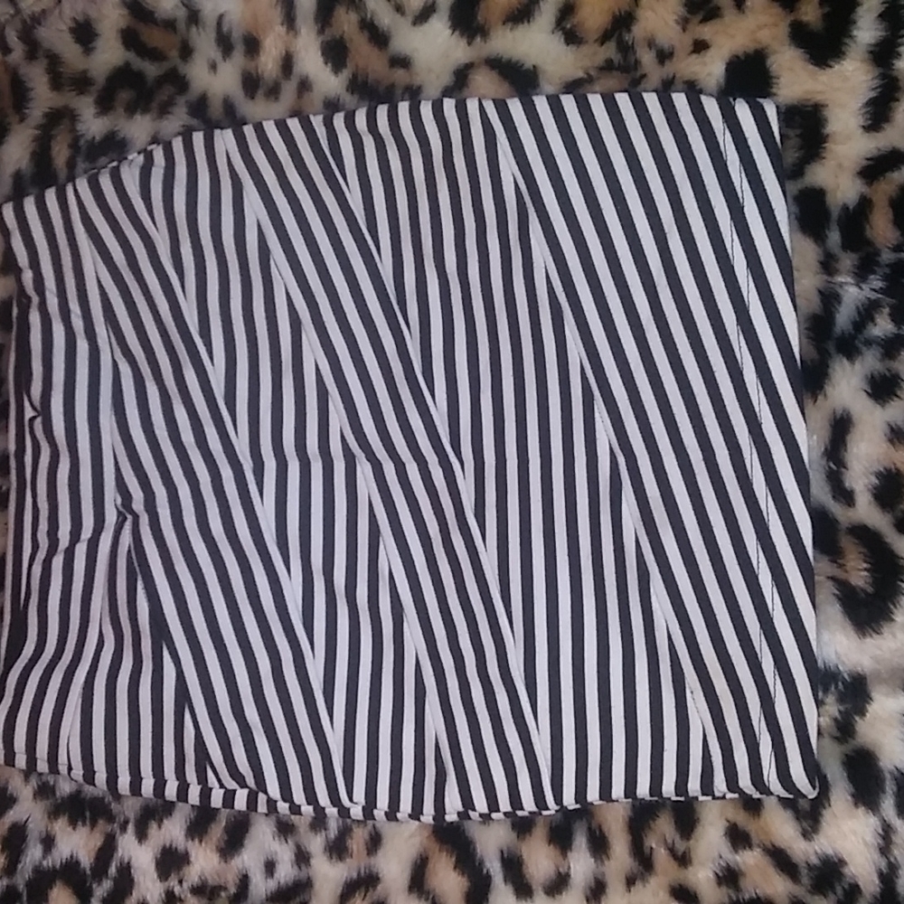 Charlotte Russe Pencil Skirt Sz XS